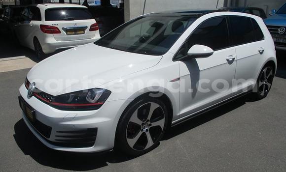 Nunua Ilio tumika Volkswagen Golf GTI White Gari ndani ya Manzini nchini Manzini Nunua Ilio tumika Volkswagen Golf GTI White Gari ndani ya Manzini nchini Manzini