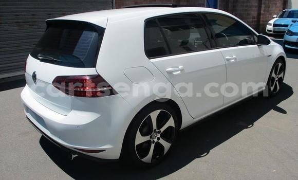 Nunua Ilio tumika Volkswagen Golf GTI White Gari ndani ya Manzini nchini Manzini Nunua Ilio tumika Volkswagen Golf GTI White Gari ndani ya Manzini nchini Manzini