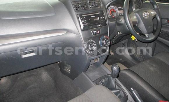 Nunua Ilio tumika Toyota Avanza White Gari ndani ya Manzini nchini Manzini Nunua Ilio tumika Toyota Avanza White Gari ndani ya Manzini nchini Manzini