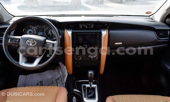 Buy Import Toyota Fortuner White Car in Import - Dubai in Hhohho Buy Import Toyota Fortuner White Car in Import - Dubai in Hhohho