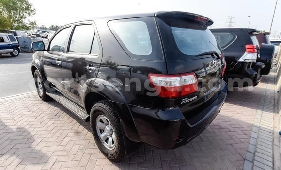 Buy Import Toyota Fortuner Black Car in Import - Dubai in Hhohho Buy Import Toyota Fortuner Black Car in Import - Dubai in Hhohho