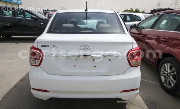 Buy Import Hyundai i10 White Car in Import - Dubai in Hhohho Buy Import Hyundai i10 White Car in Import - Dubai in Hhohho