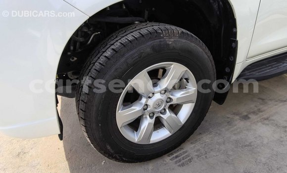 Nunua Imported Toyota Prado White Gari ndani ya Import - Dubai nchini Hhohho Nunua Imported Toyota Prado White Gari ndani ya Import - Dubai nchini Hhohho