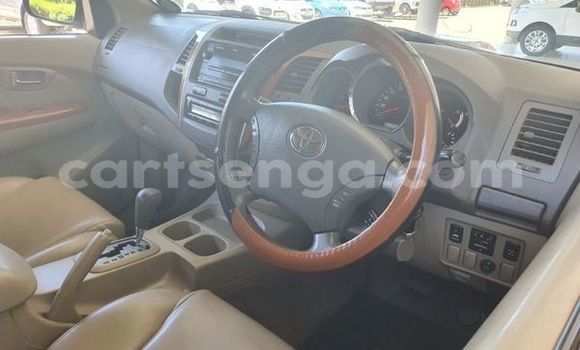 Nunua Ilio tumika Toyota Fortuner Beige Gari ndani ya Big Bend nchini Wilaya ya Lubombo Nunua Ilio tumika Toyota Fortuner Beige Gari ndani ya Big Bend nchini Wilaya ya Lubombo
