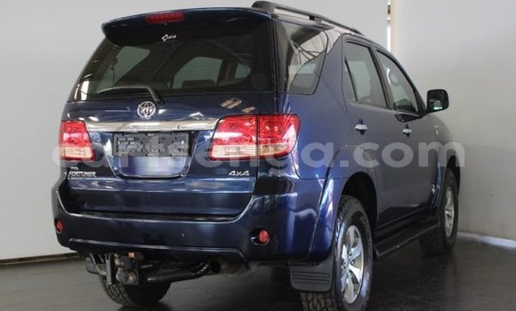 Nunua Ilio tumika Toyota Fortuner Blue Gari ndani ya Big Bend nchini Wilaya ya Lubombo Nunua Ilio tumika Toyota Fortuner Blue Gari ndani ya Big Bend nchini Wilaya ya Lubombo