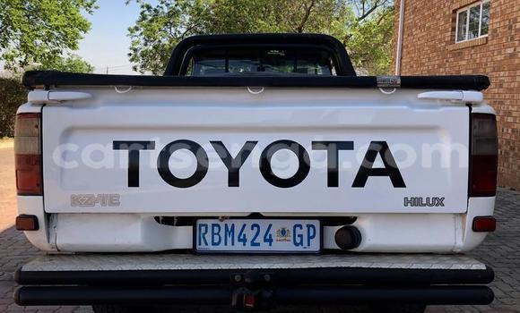 Acheter Occasion Voiture Toyota Hilux Blanc à Ezulwini, Hhohho Acheter Occasion Voiture Toyota Hilux Blanc à Ezulwini, Hhohho