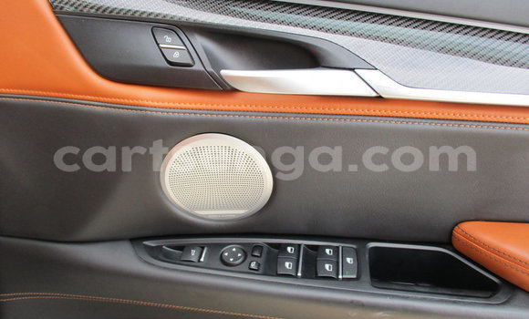 Nunua Ilio tumika BMW X6 M Silver Gari ndani ya Bulembu nchini Hhohho Nunua Ilio tumika BMW X6 M Silver Gari ndani ya Bulembu nchini Hhohho