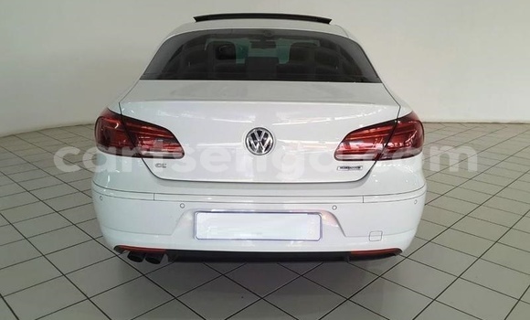 Buy Used Volkswagen Passat CC White Car in Ezulwini in Hhohho Buy Used Volkswagen Passat CC White Car in Ezulwini in Hhohho