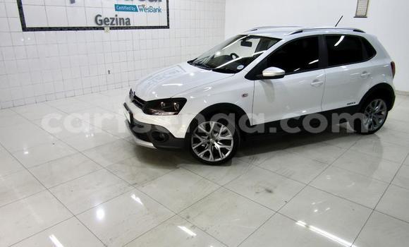 Acheter Occasion Voiture Volkswagen Polo Blanc à Tabankulu, Lubombo District Acheter Occasion Voiture Volkswagen Polo Blanc à Tabankulu, Lubombo District