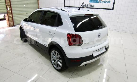 Acheter Occasion Voiture Volkswagen Polo Blanc à Tabankulu, Lubombo District Acheter Occasion Voiture Volkswagen Polo Blanc à Tabankulu, Lubombo District