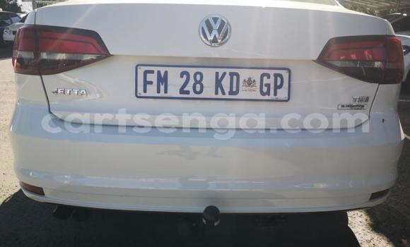 Acheter Occasion Voiture Volkswagen Jetta Blanc à Simunye, Lubombo District Acheter Occasion Voiture Volkswagen Jetta Blanc à Simunye, Lubombo District