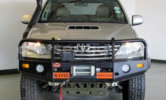 Buy Used Toyota Fortuner Beige Car in Ezulwini in Hhohho Buy Used Toyota Fortuner Beige Car in Ezulwini in Hhohho