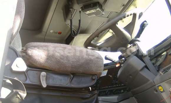 Buy Used Caterpillar 120 White Truck in Mbabane in Manzini Buy Used Caterpillar 120 White Truck in Mbabane in Manzini