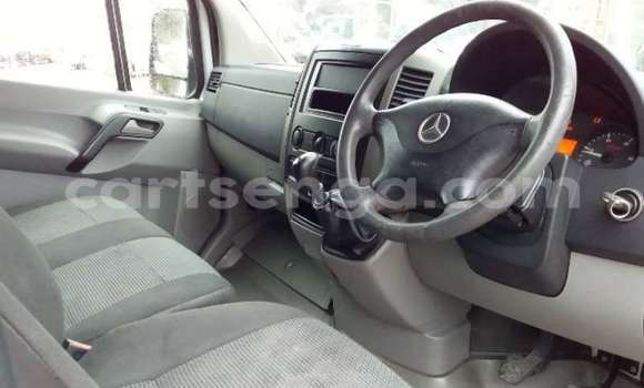 Buy Used Mercedes Viano White Car in Mbabane in Manzini Buy Used Mercedes Viano White Car in Mbabane in Manzini