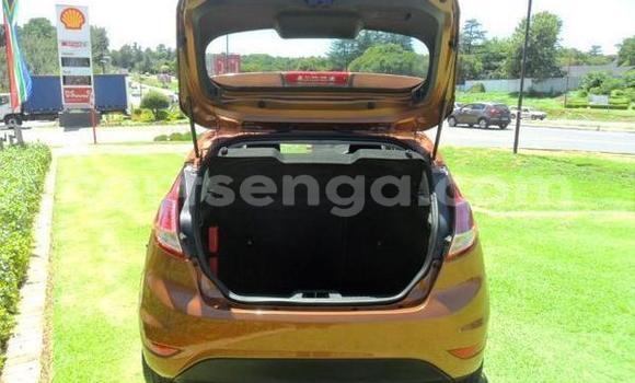 Acheter Occasion Voiture Ford Fiesta Marron à Ezulwini, Hhohho Acheter Occasion Voiture Ford Fiesta Marron à Ezulwini, Hhohho