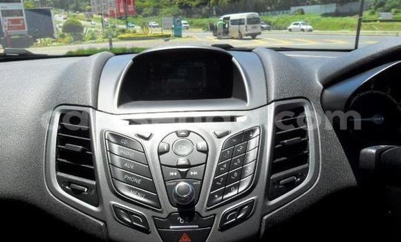 Acheter Occasion Voiture Ford Fiesta Marron à Ezulwini, Hhohho Acheter Occasion Voiture Ford Fiesta Marron à Ezulwini, Hhohho