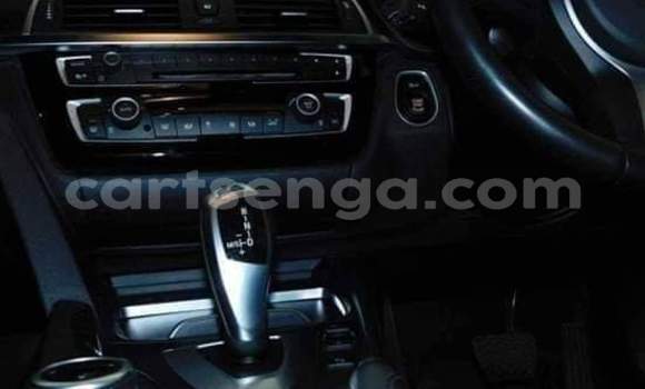 Acheter Occasion Voiture BMW 3–Series Gris à Big Bend, Lubombo Acheter Occasion Voiture BMW 3–Series Gris à Big Bend, Lubombo