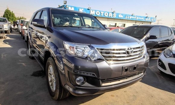 Nunua Imported Toyota Fortuner Other Gari ndani ya Import - Dubai nchini Hhohho Nunua Imported Toyota Fortuner Other Gari ndani ya Import - Dubai nchini Hhohho
