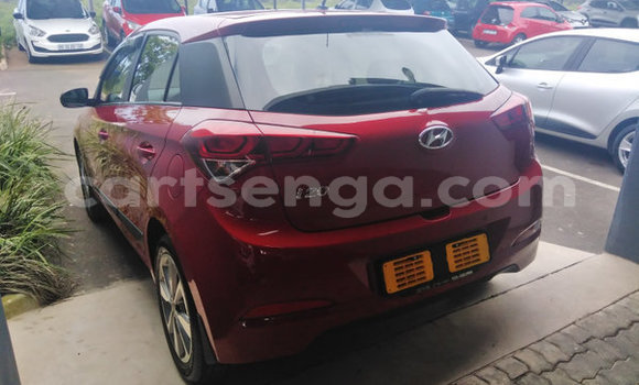 Nunua Ilio tumika Hyundai i20 Red Gari ndani ya Ezulwini nchini Hhohho Nunua Ilio tumika Hyundai i20 Red Gari ndani ya Ezulwini nchini Hhohho