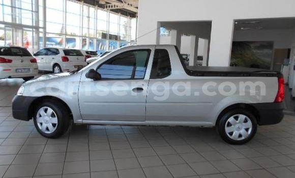 Nunua Ilio tumika Nissan NP 300 Silver Gari ndani ya Hlatikulu nchini Wilaya ya Shiselweni Nunua Ilio tumika Nissan NP 300 Silver Gari ndani ya Hlatikulu nchini Wilaya ya Shiselweni