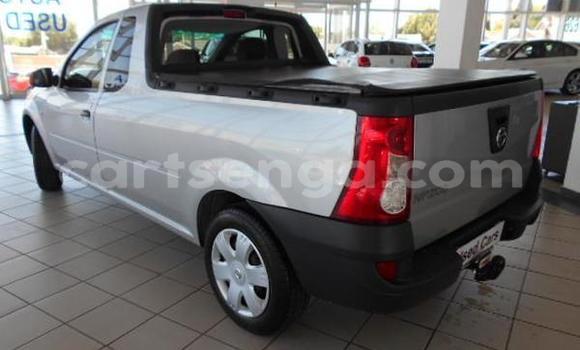 Nunua Ilio tumika Nissan NP 300 Silver Gari ndani ya Hlatikulu nchini Wilaya ya Shiselweni Nunua Ilio tumika Nissan NP 300 Silver Gari ndani ya Hlatikulu nchini Wilaya ya Shiselweni