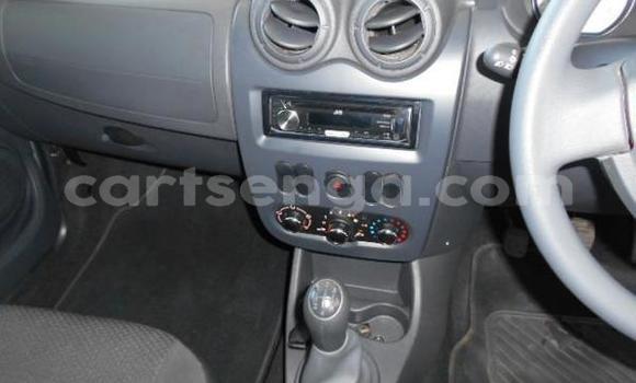 Nunua Ilio tumika Nissan NP 300 Silver Gari ndani ya Hlatikulu nchini Wilaya ya Shiselweni Nunua Ilio tumika Nissan NP 300 Silver Gari ndani ya Hlatikulu nchini Wilaya ya Shiselweni