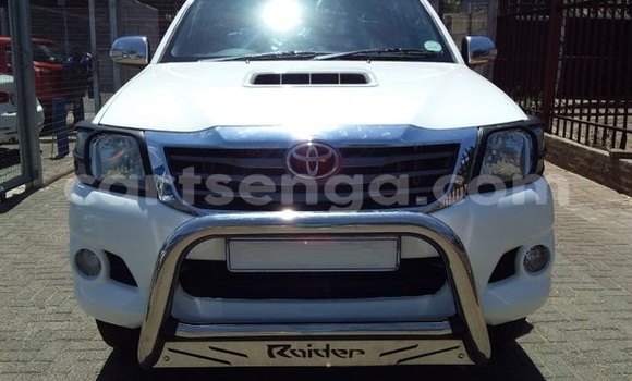 Acheter Occasion Voiture Toyota Hilux Blanc à Ezulwini, Hhohho Acheter Occasion Voiture Toyota Hilux Blanc à Ezulwini, Hhohho