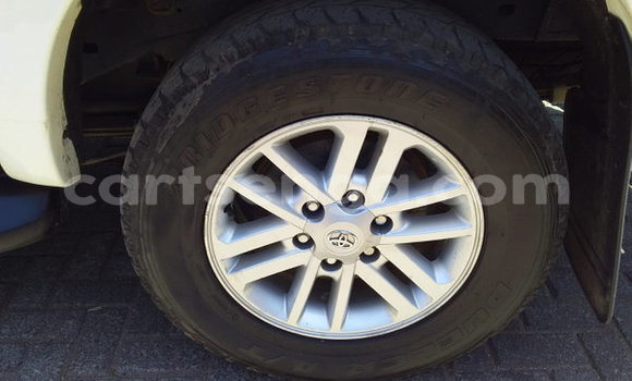 Acheter Occasion Voiture Toyota Hilux Blanc à Ezulwini, Hhohho Acheter Occasion Voiture Toyota Hilux Blanc à Ezulwini, Hhohho
