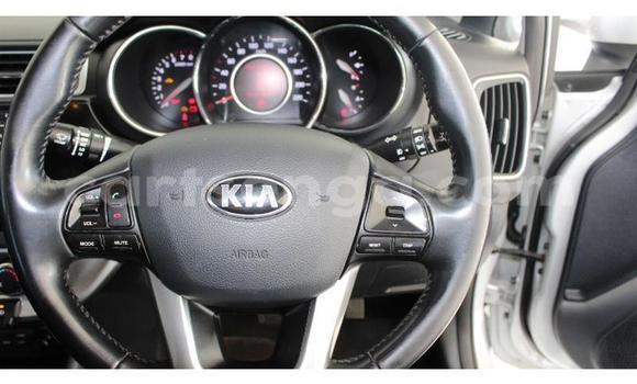 Acheter Occasion Voiture Kia Rio Gris à Ezulwini, Hhohho Acheter Occasion Voiture Kia Rio Gris à Ezulwini, Hhohho