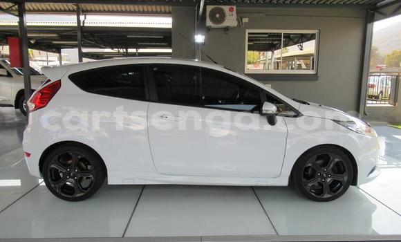 Acheter Occasion Voiture Ford Fiesta ST Blanc à Big Bend, Lubombo Acheter Occasion Voiture Ford Fiesta ST Blanc à Big Bend, Lubombo