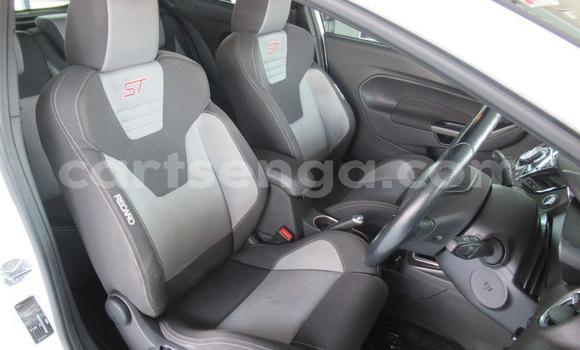 Acheter Occasion Voiture Ford Fiesta ST Blanc à Big Bend, Lubombo Acheter Occasion Voiture Ford Fiesta ST Blanc à Big Bend, Lubombo