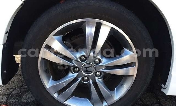 Acheter Occasion Voiture Honda Stream Gris à Hlatikulu, Shiselweni District Acheter Occasion Voiture Honda Stream Gris à Hlatikulu, Shiselweni District