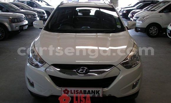 Buy Used Hyundai ix35 White Car in Mbabane in Manzini Buy Used Hyundai ix35 White Car in Mbabane in Manzini