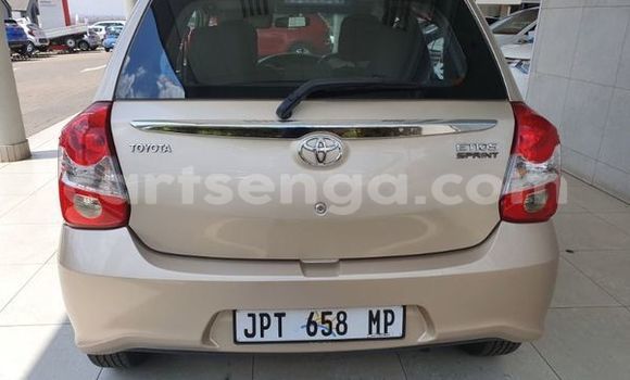 Nunua Ilio tumika Toyota Etios Beige Gari ndani ya Hluti nchini Wilaya ya Shiselweni Nunua Ilio tumika Toyota Etios Beige Gari ndani ya Hluti nchini Wilaya ya Shiselweni