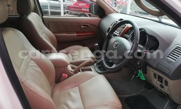 Acheter Occasion Voiture Toyota Fortuner Blanc à Big Bend, Lubombo District Acheter Occasion Voiture Toyota Fortuner Blanc à Big Bend, Lubombo District