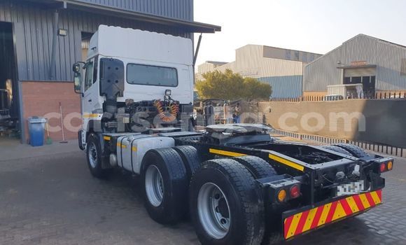 Acheter Occasion Utilitaire Hino 300 Series Blanc à Big Bend, Lubombo Acheter Occasion Utilitaire Hino 300 Series Blanc à Big Bend, Lubombo