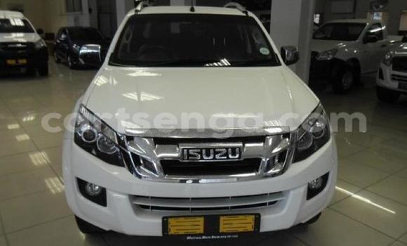 Acheter Occasion Voiture Isuzu KB Blanc à Big Bend, Lubombo District Acheter Occasion Voiture Isuzu KB Blanc à Big Bend, Lubombo District