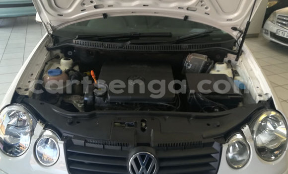 Acheter Occasion Voiture Volkswagen Polo Blanc à Big Bend, Lubombo District Acheter Occasion Voiture Volkswagen Polo Blanc à Big Bend, Lubombo District