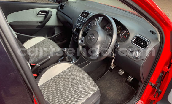 Acheter Occasion Voiture Volkswagen Polo Rouge à Big Bend, Lubombo District Acheter Occasion Voiture Volkswagen Polo Rouge à Big Bend, Lubombo District