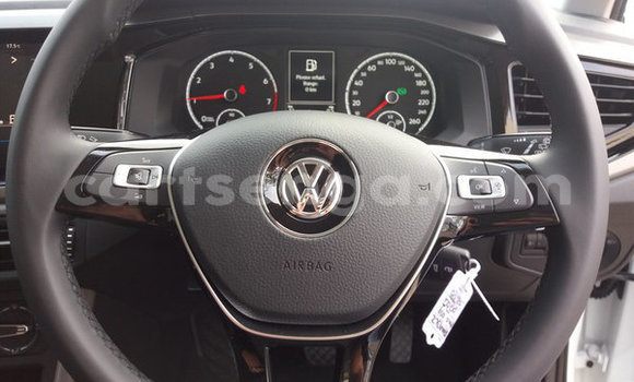 Acheter Occasion Voiture Volkswagen Polo Blanc à Big Bend, Lubombo District Acheter Occasion Voiture Volkswagen Polo Blanc à Big Bend, Lubombo District