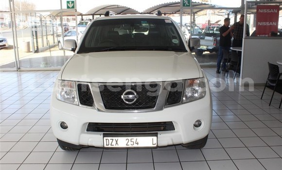 Acheter Occasion Voiture Nissan Pathfinder Blanc à Ezulwini, Hhohho Acheter Occasion Voiture Nissan Pathfinder Blanc à Ezulwini, Hhohho