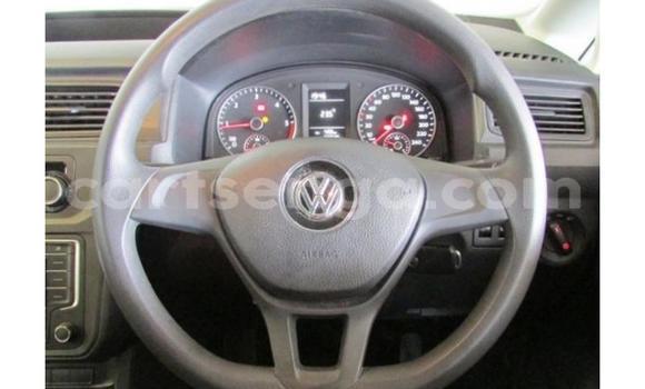 Acheter Occasion Voiture Volkswagen Caddy Blanc à Hluti, Shiselweni District Acheter Occasion Voiture Volkswagen Caddy Blanc à Hluti, Shiselweni District