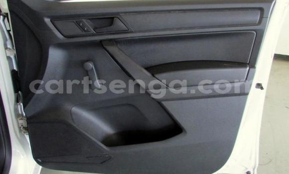 Acheter Occasion Voiture Volkswagen Caddy Blanc à Hluti, Shiselweni District Acheter Occasion Voiture Volkswagen Caddy Blanc à Hluti, Shiselweni District