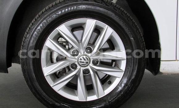 Acheter Occasion Voiture Volkswagen Caddy Blanc à Hluti, Shiselweni District Acheter Occasion Voiture Volkswagen Caddy Blanc à Hluti, Shiselweni District