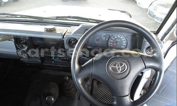 Nunua Ilio tumika Toyota Land Cruiser Brown Gari ndani ya Mbabane nchini Manzini Nunua Ilio tumika Toyota Land Cruiser Brown Gari ndani ya Mbabane nchini Manzini
