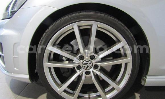 Nunua Ilio tumika Volkswagen Golf Silver Gari ndani ya Mbabane nchini Manzini Nunua Ilio tumika Volkswagen Golf Silver Gari ndani ya Mbabane nchini Manzini