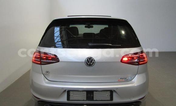 Nunua Ilio tumika Volkswagen Golf Silver Gari ndani ya Mbabane nchini Manzini Nunua Ilio tumika Volkswagen Golf Silver Gari ndani ya Mbabane nchini Manzini