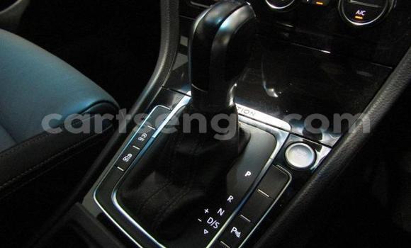 Nunua Ilio tumika Volkswagen Golf Silver Gari ndani ya Mbabane nchini Manzini Nunua Ilio tumika Volkswagen Golf Silver Gari ndani ya Mbabane nchini Manzini