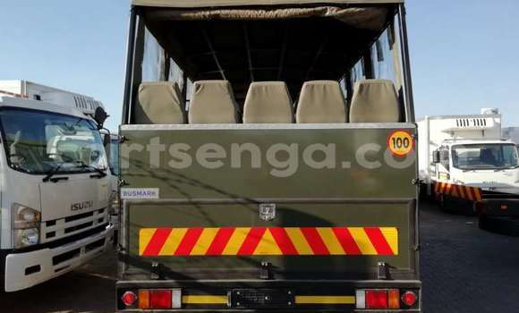 Nunua Ilio tumika Isuzu FTR 850 Brown Lori ndani ya Mbabane nchini Manzini Nunua Ilio tumika Isuzu FTR 850 Brown Lori ndani ya Mbabane nchini Manzini