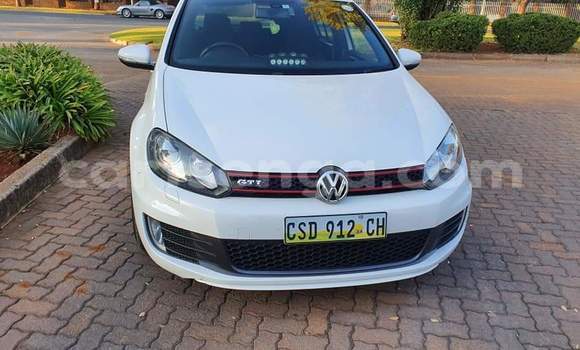 Nunua Ilio tumika Volkswagen Golf GTI White Gari ndani ya Hluti nchini Wilaya ya Shiselweni Nunua Ilio tumika Volkswagen Golf GTI White Gari ndani ya Hluti nchini Wilaya ya Shiselweni